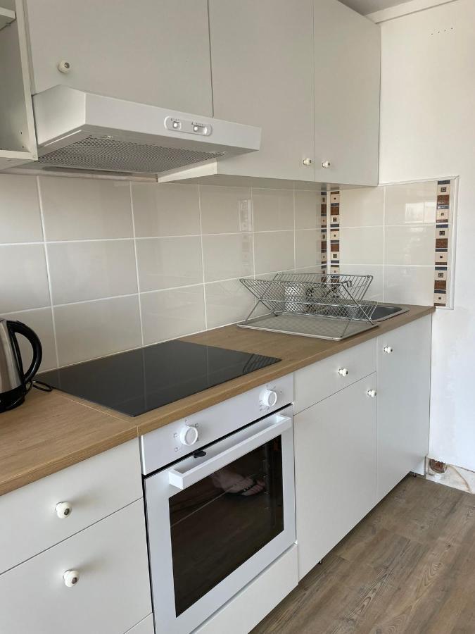 Spacieux A Avec Wifi Gratuit Apartment *
