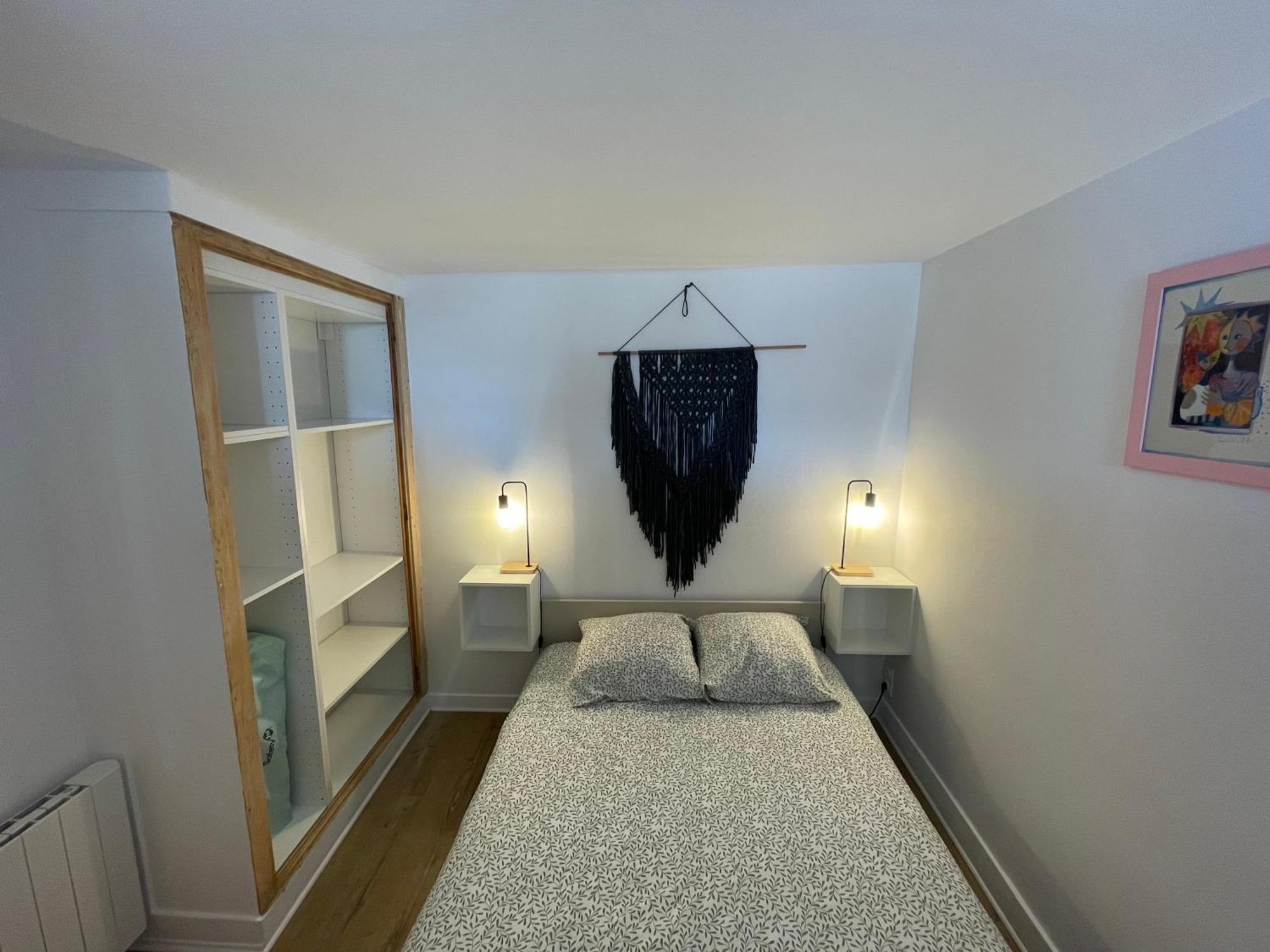 Spacieux A Avec Wifi Gratuit Appartement *