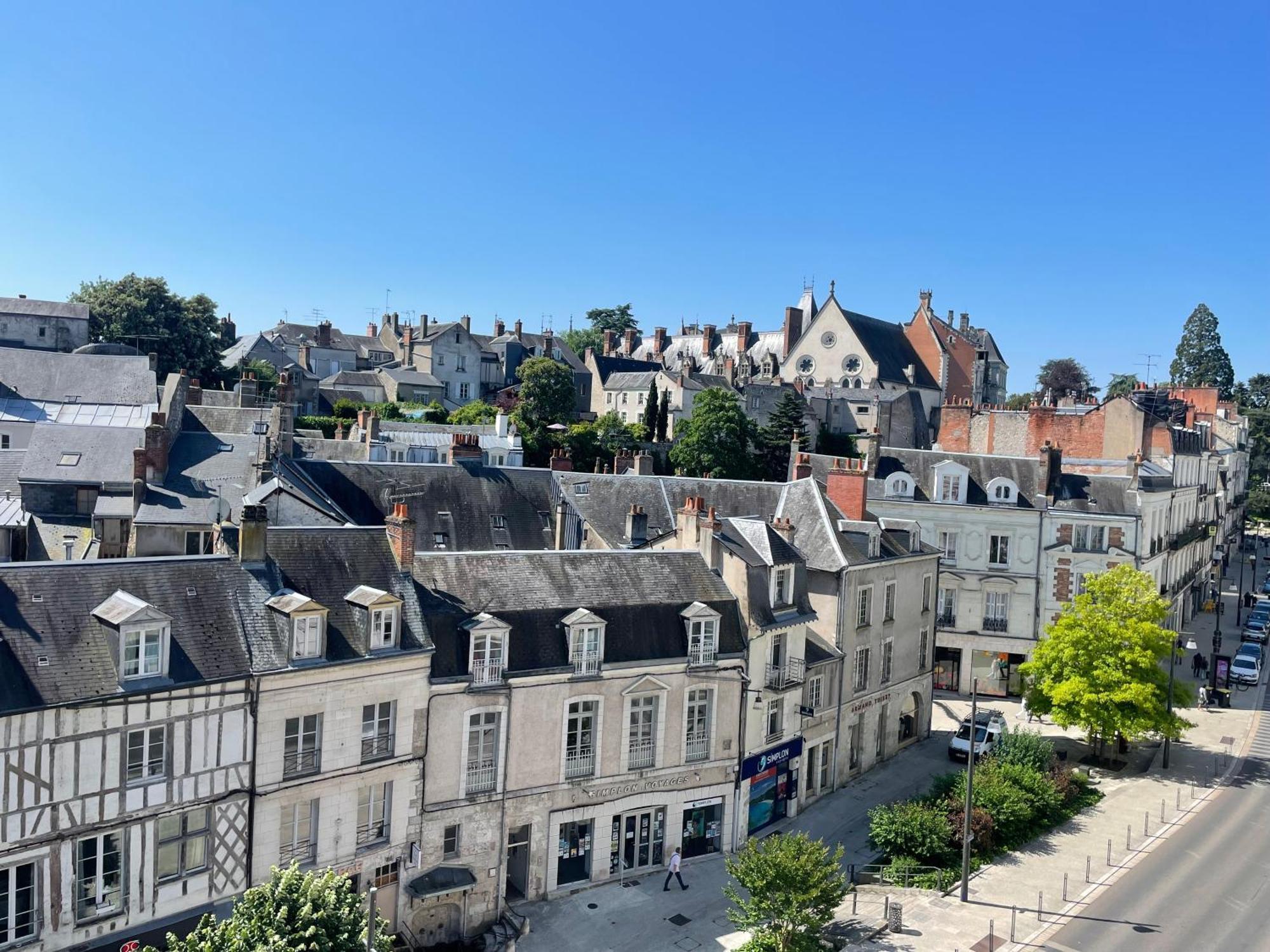 Spacieux A Avec Wifi Gratuit Apartment
